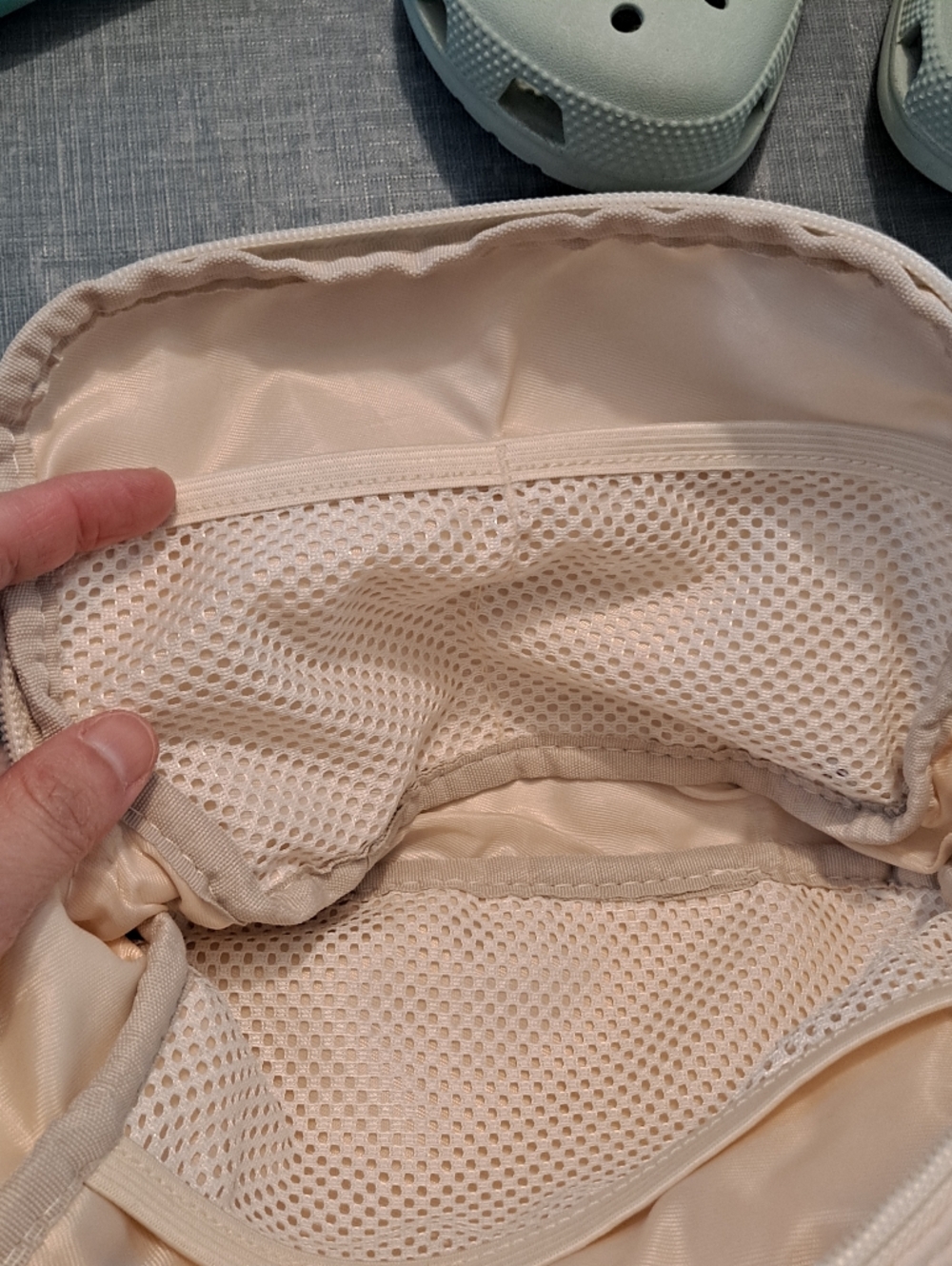 Light Creme Crossbody Belt Sling Bag Minimal Everyday Pouch - Picture 7 of 10